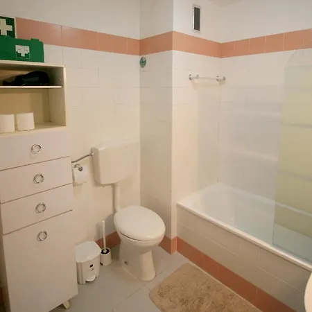 منزل للإقامة Quarto Vip Para 2 Na Caparica كاباريكا